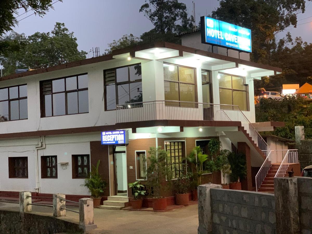 Hotel Caveri Inn Madikeri Dış mekan fotoğraf