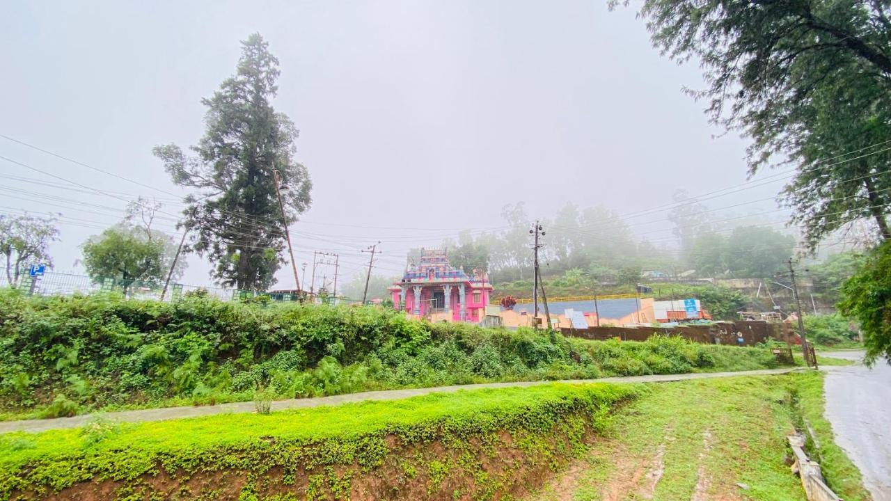 Hotel Caveri Inn Madikeri Dış mekan fotoğraf