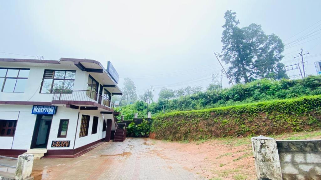 Hotel Caveri Inn Madikeri Dış mekan fotoğraf