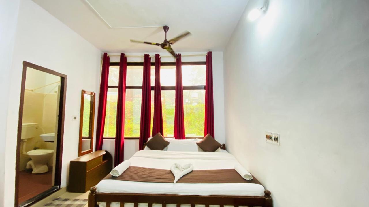 Hotel Caveri Inn Madikeri Dış mekan fotoğraf