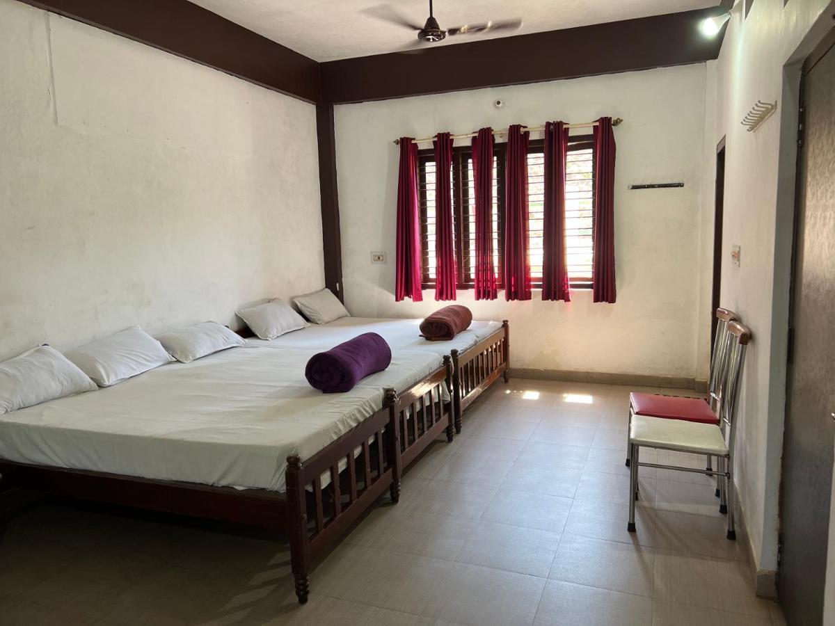 Hotel Caveri Inn Madikeri Dış mekan fotoğraf