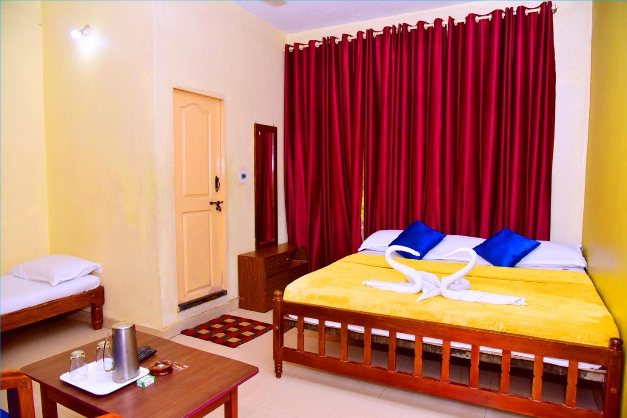 Hotel Caveri Inn Madikeri Dış mekan fotoğraf